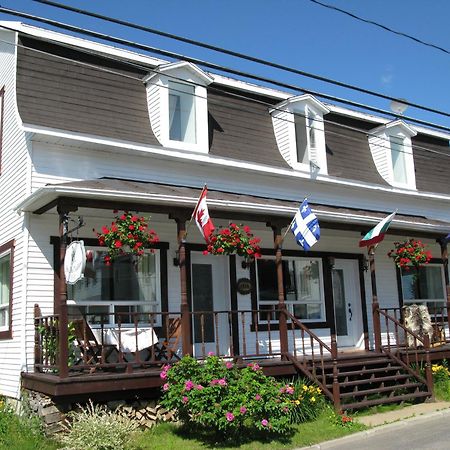 Gite Aux Traditions Saint-Jean-des Piles Eksteriør bilde