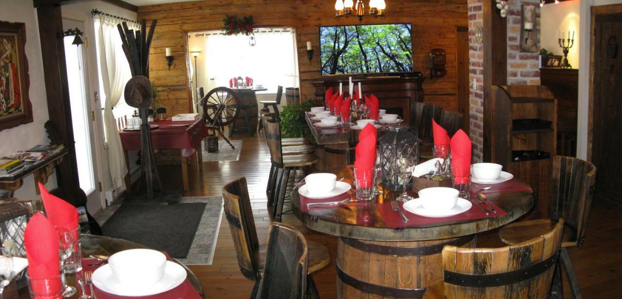 Gite Aux Traditions Saint-Jean-des Piles Eksteriør bilde
